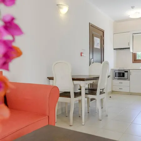 Aliathon Ionian فندق Geroskipou