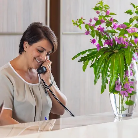 Aliathon Ionian فندق