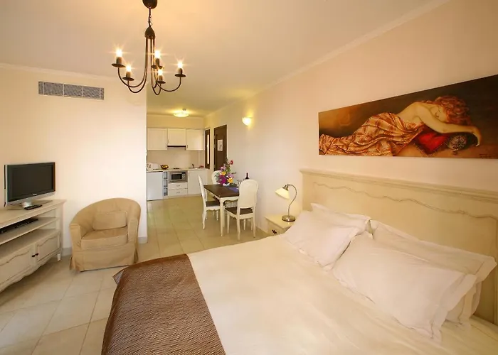 Aliathon Ionian Hotel 4*